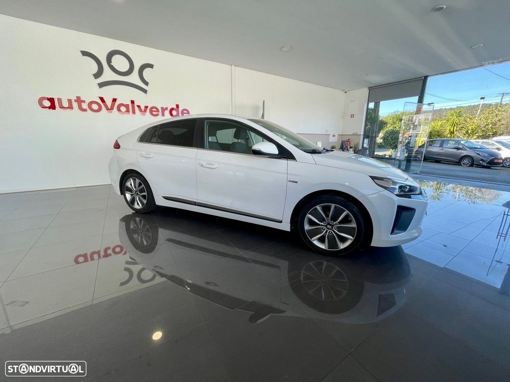 Hyundai Ioniq 1.6 GDI HEV - 4