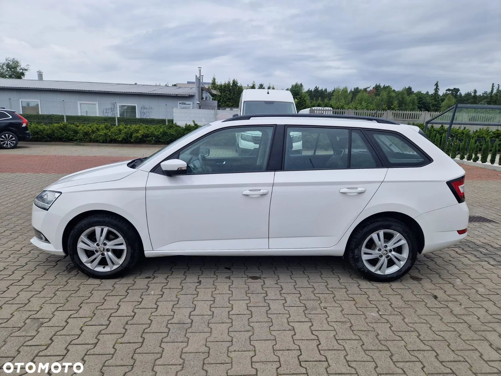 Skoda Fabia 1.0 TSI Ambition - 1