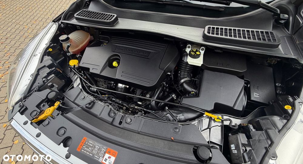 Ford Kuga 2.0 TDCi 4x4 Titanium - 40