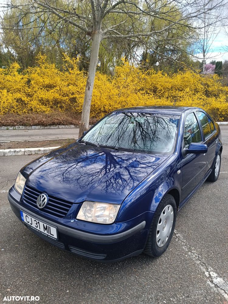 Volkswagen Bora 1.9TDI 4Motion Basis - 1