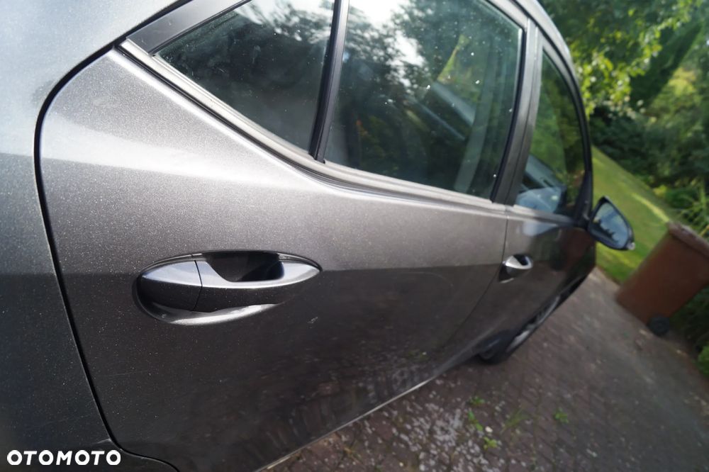 Toyota Corolla 1.6 Active - 21