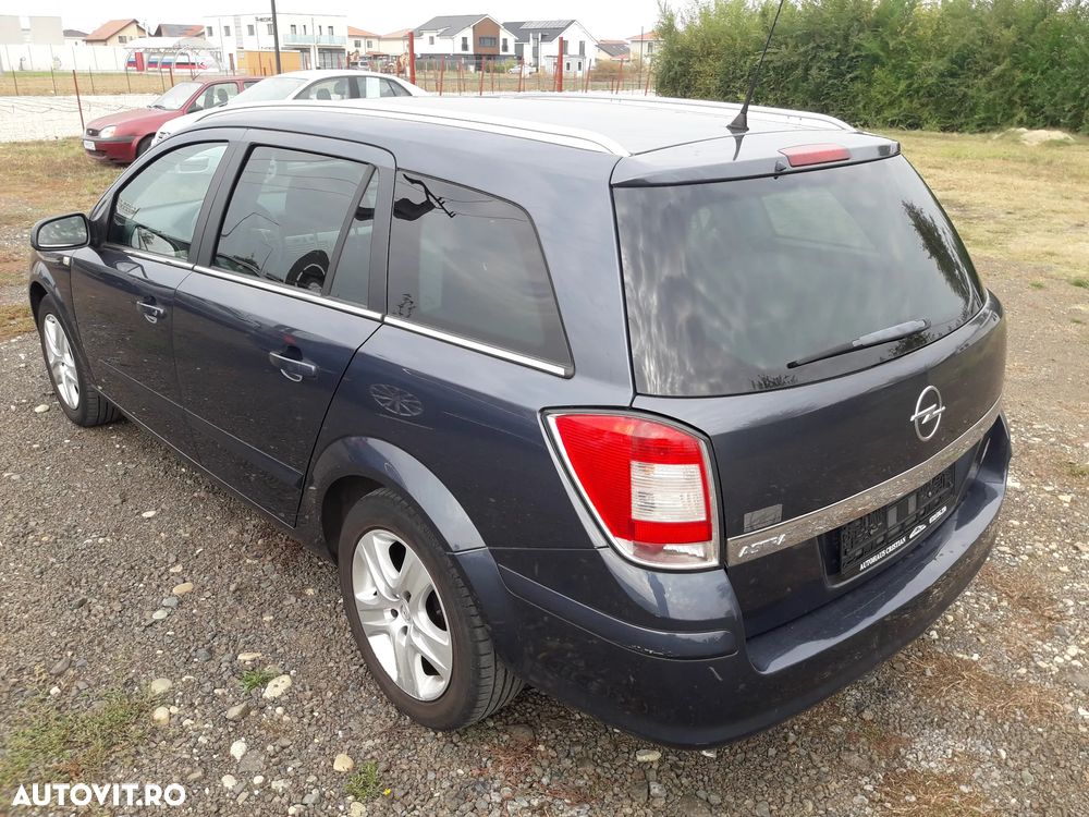 Opel Astra 1.6 Caravan Innovation - 3
