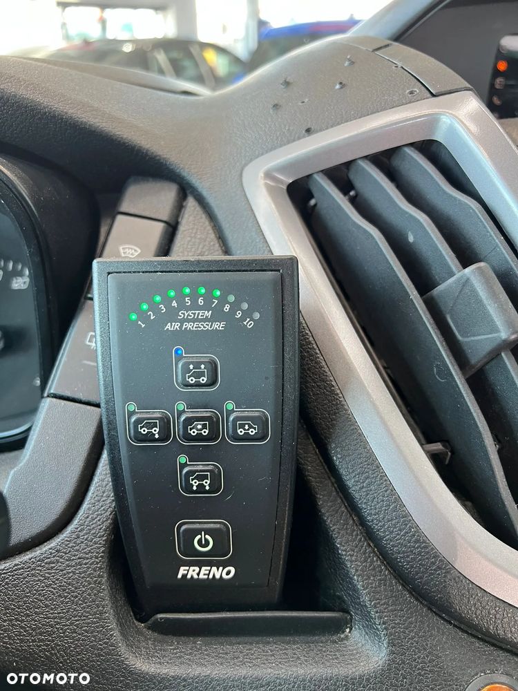 Ford Transit 350 Combi 2.2 TDCi Manual / BEZWYPADKOWY / GWARANCJA / 9 MIEJSC / SERWISOWANY / 1WŁ. / ORYGINALNY PRZEBIEG / RAMPA DLA INWALIDÓW - 27