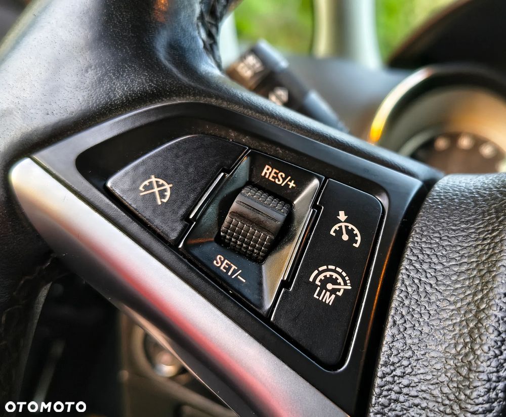 Opel Zafira - 28