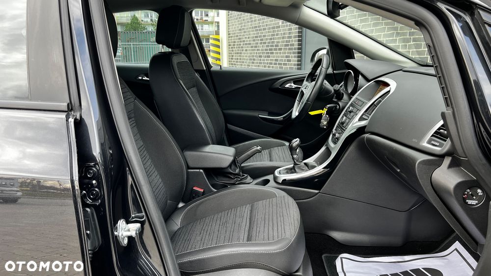 Opel Astra 1.4 Turbo - 33