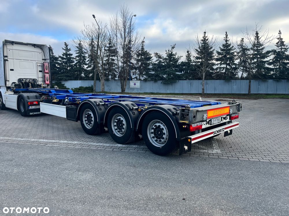 Schmitz Cargobull SCB / Podkontenerowa / pod kontenerowa / 20" 2x20" 40" / super stan / opony 70% / 2 osie podnoszone / mało używana - 1