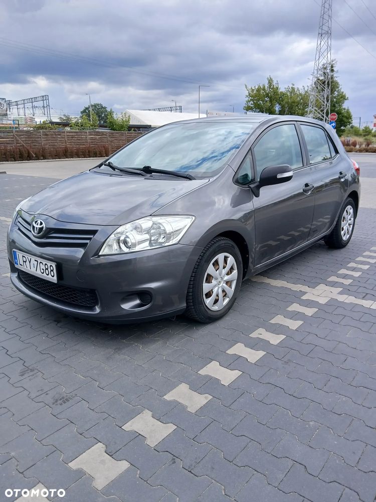 Toyota Auris 1.4 D-4D Active - 1
