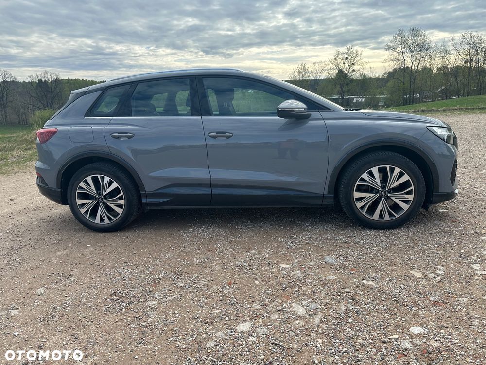 Audi Q4 e-tron - 4