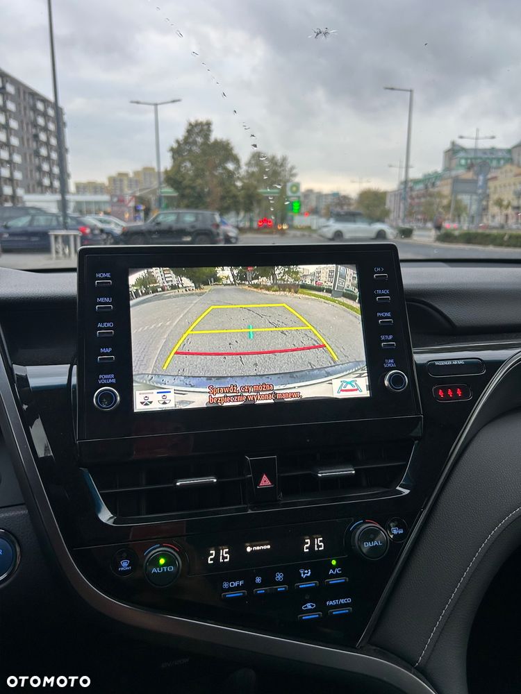 Toyota Camry 2.5 Hybrid Prestige CVT - 8