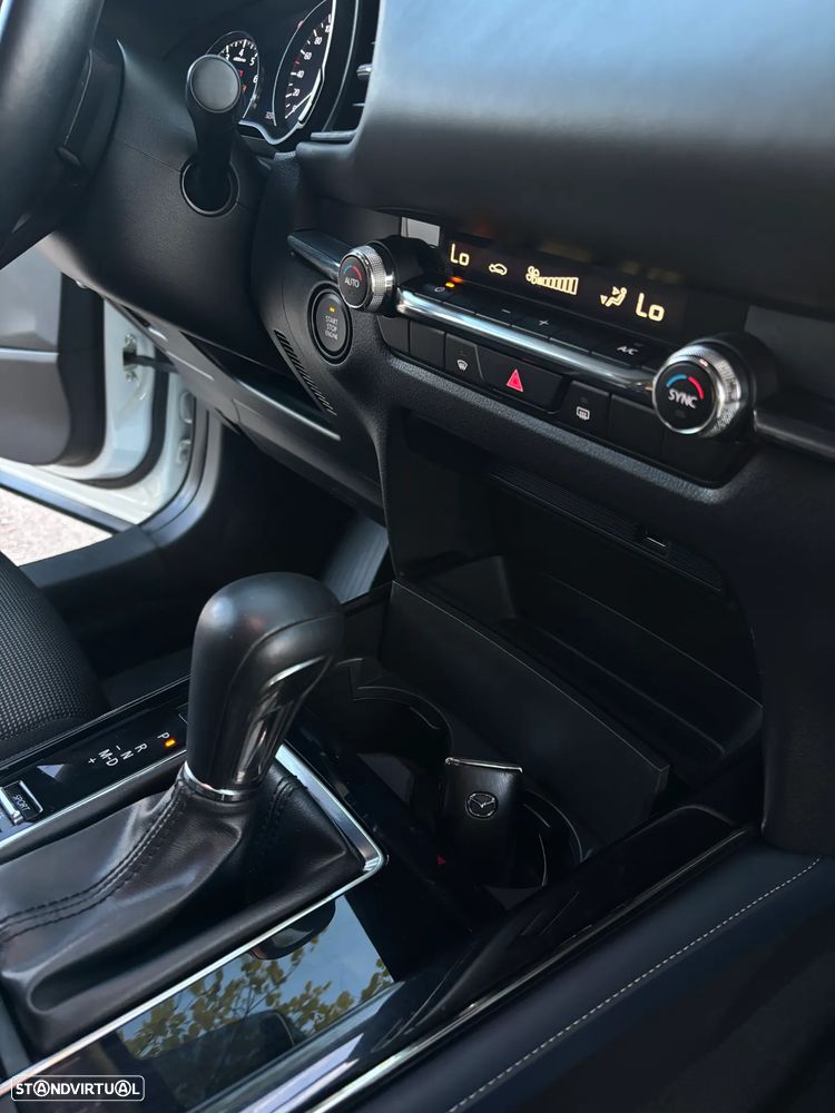 Mazda CX-30 2.0 Sky-G Evolve AT i-Active - 34