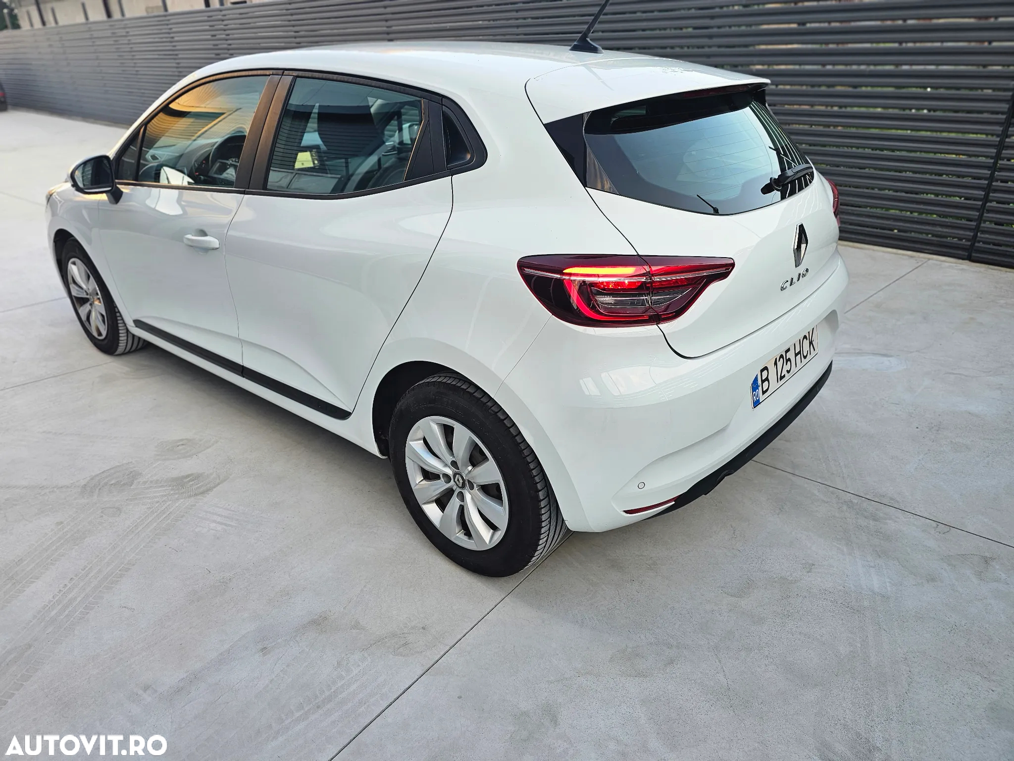 Renault Clio BLUE dCi 85 BUSINESS EDITION - 2