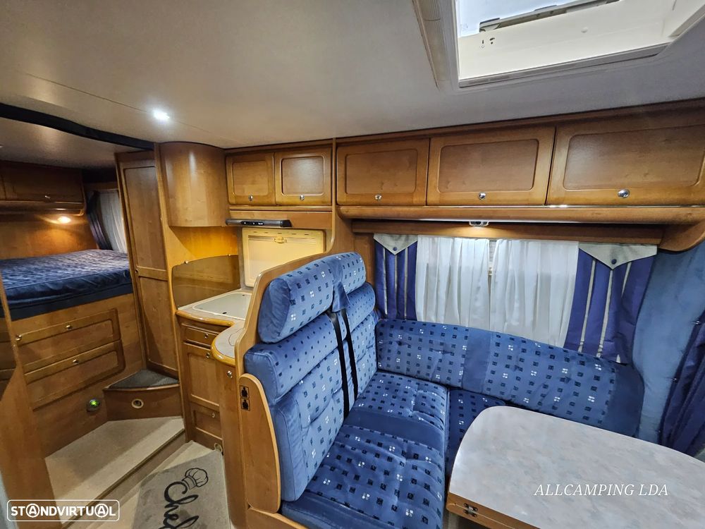 Rapido Le Randonneur Rápido 783F CAMA TRANSVERSAL - 28