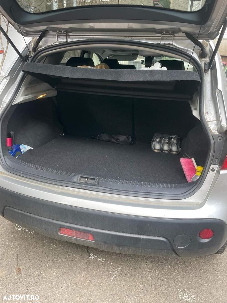 Nissan Qashqai - 9