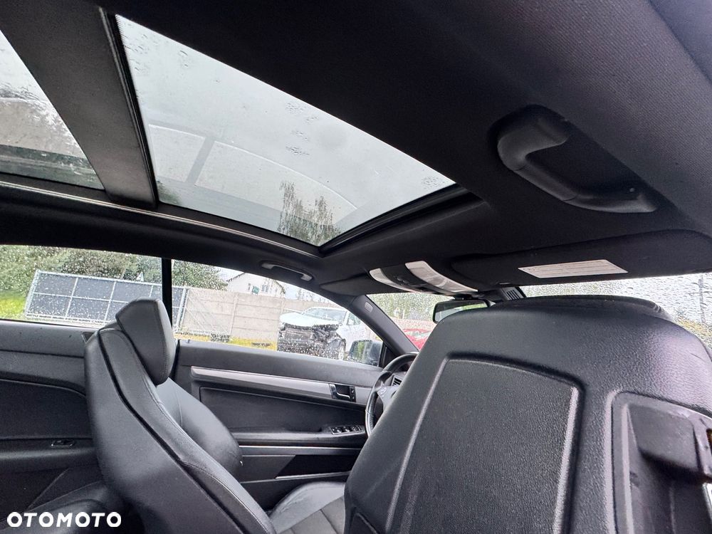 Mercedes-Benz Klasa E 350 CDI DPF BlueEFFICIENCY 7G-TRONIC Avantgarde - 12