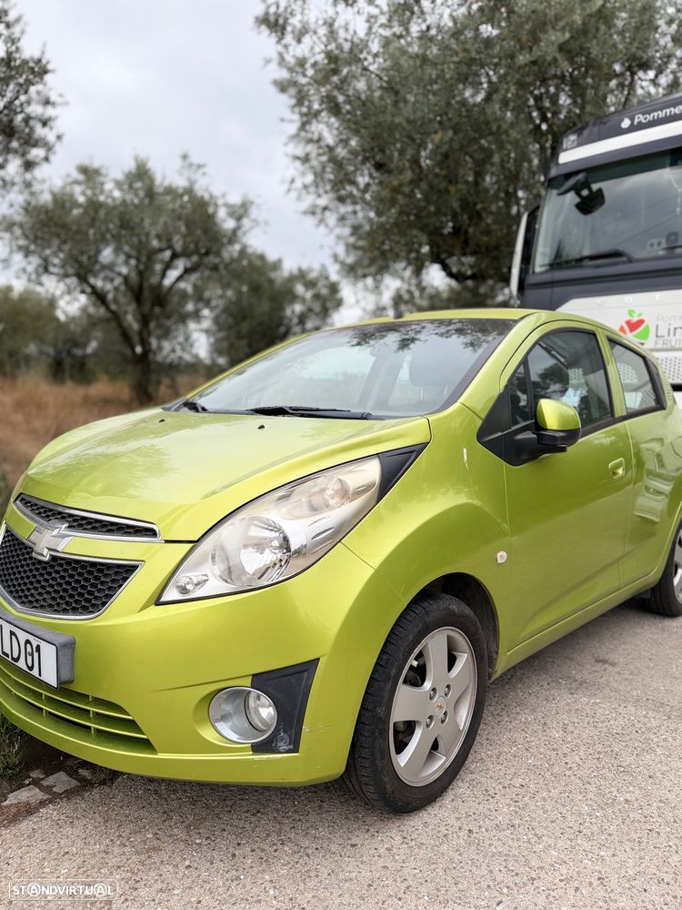 Chevrolet Spark 1.0 L - 1