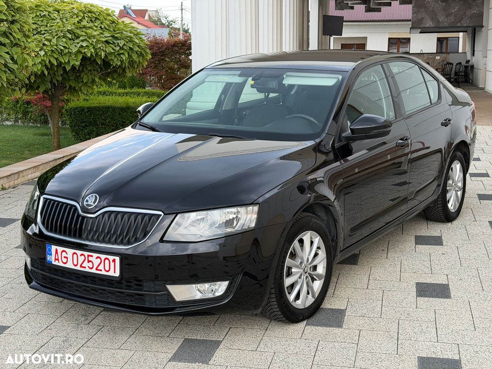 Skoda Octavia 1.6 TDI Green tec DSG Edition - 1