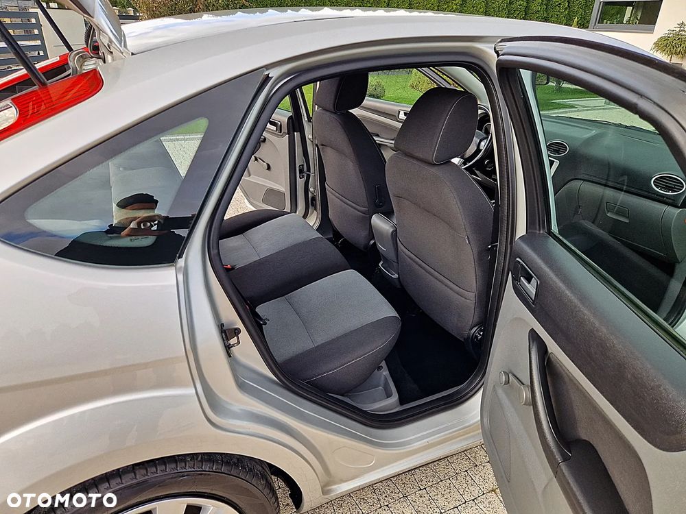 Ford Focus 1.6 Silver X - 12