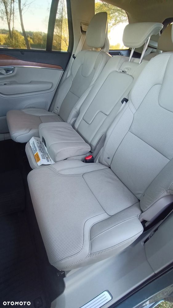 Volvo XC 90 - 17