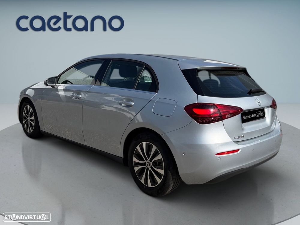 Mercedes-Benz A 200 - 6