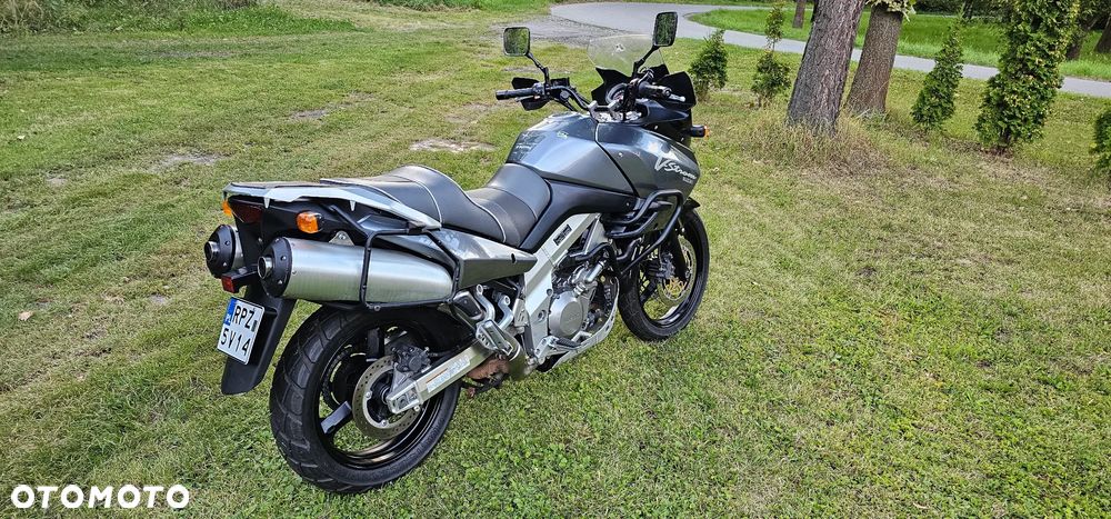 Suzuki DL - 17