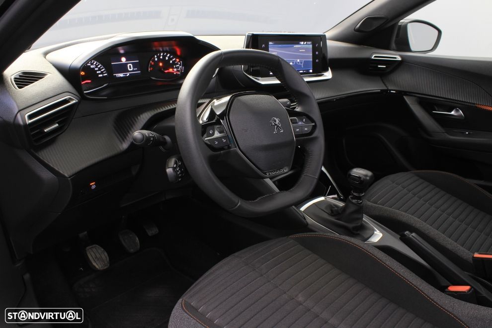 Peugeot 2008 1.2 PureTech Active Pack - 20