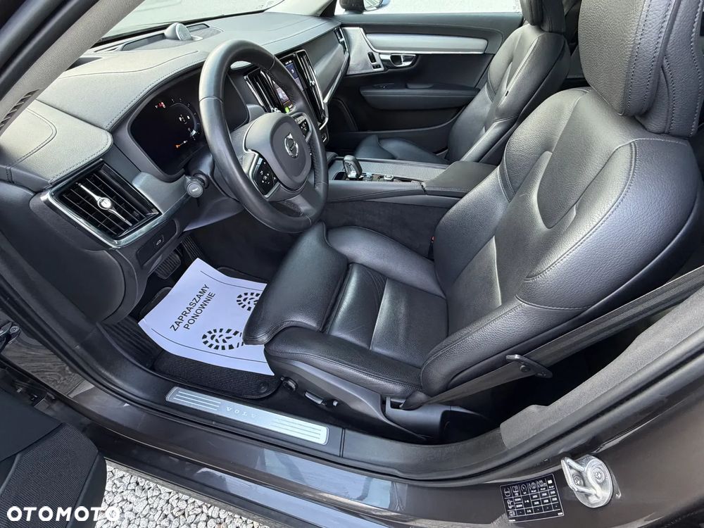 Volvo V90 Cross Country B5 D AWD Ultimate - 25