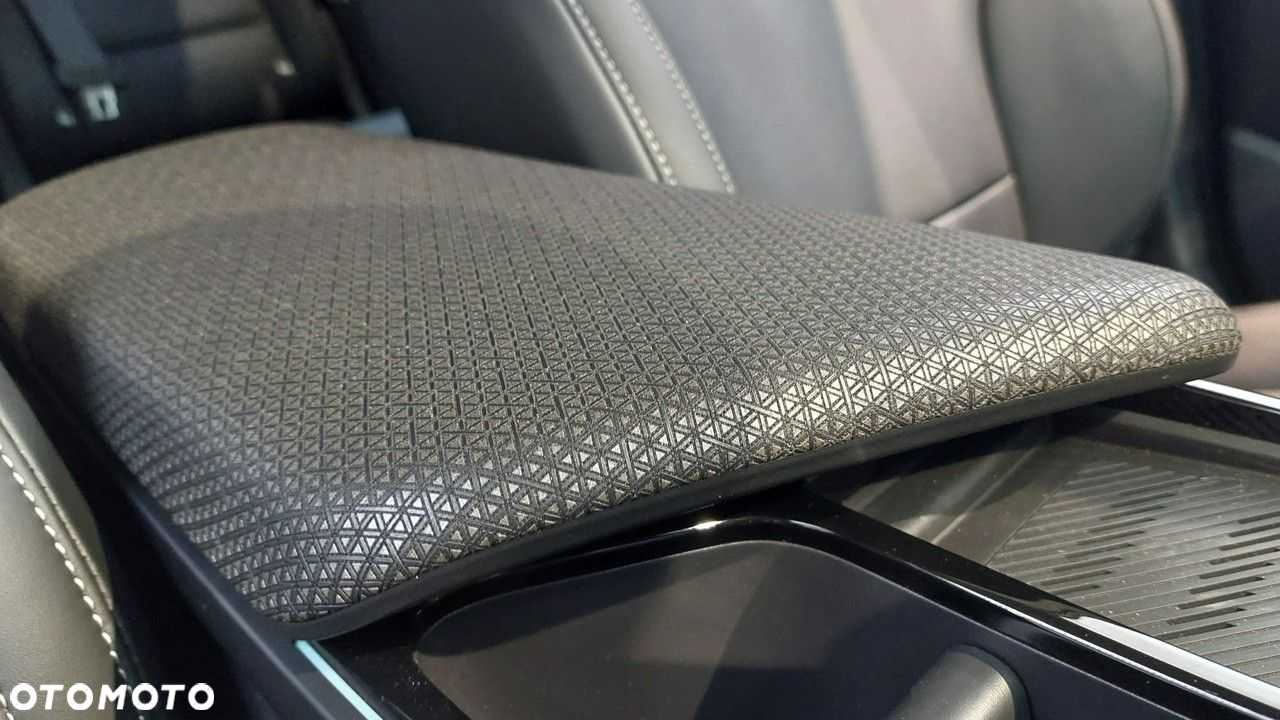 Kia EV6 77.4kWh Plus - 33