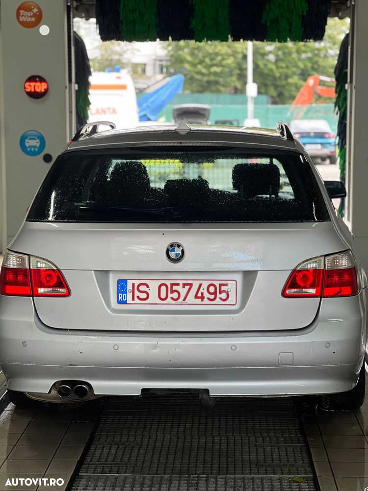 BMW Seria 5 525dA touring - 4