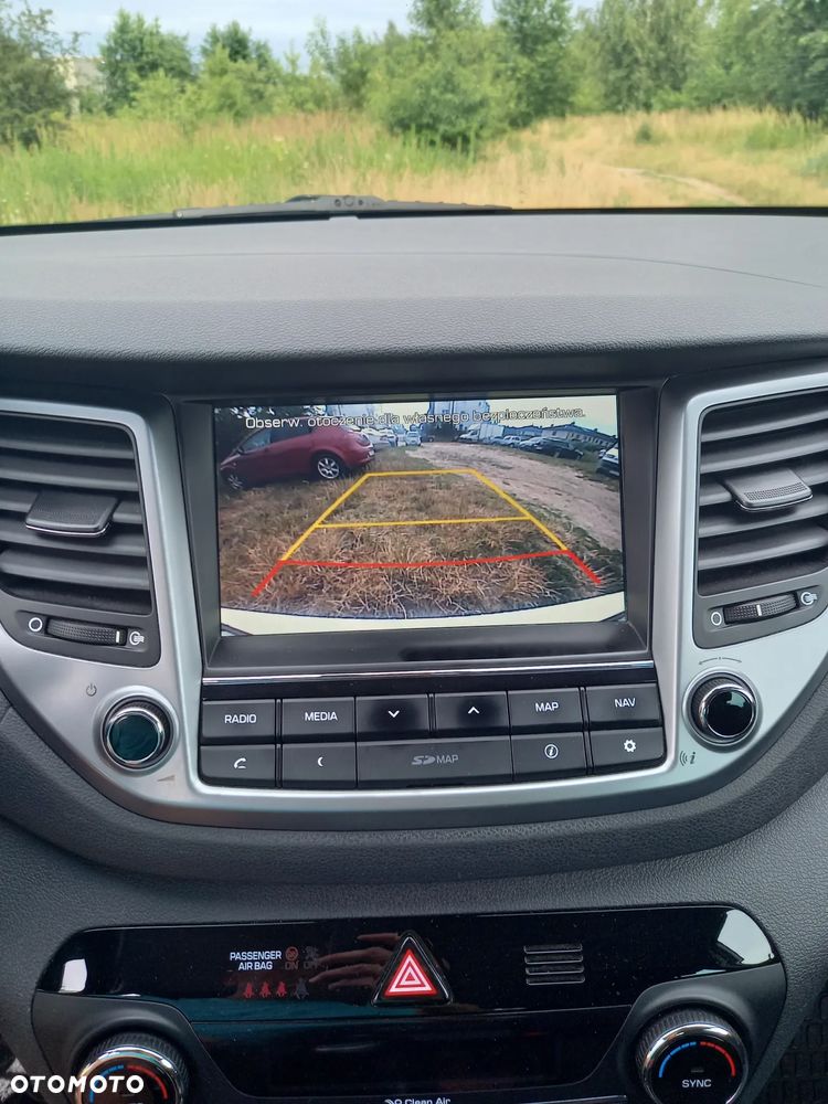 Hyundai Tucson 1.7 CRDI BlueDrive Style 2WD - 12