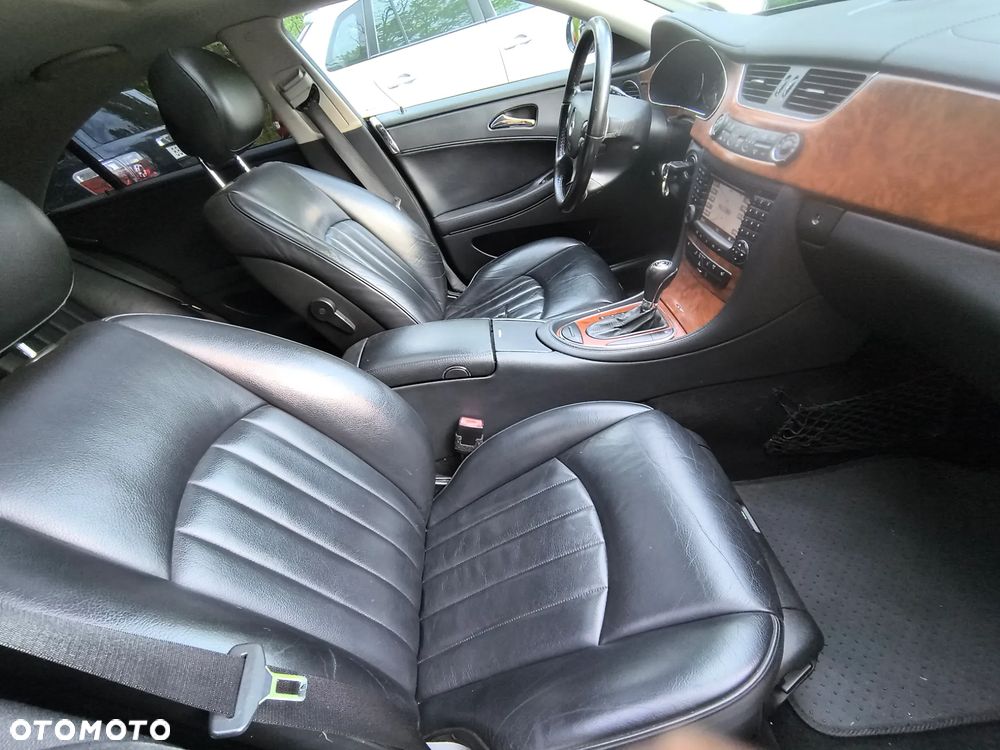 Mercedes-Benz CLS 350 - 25