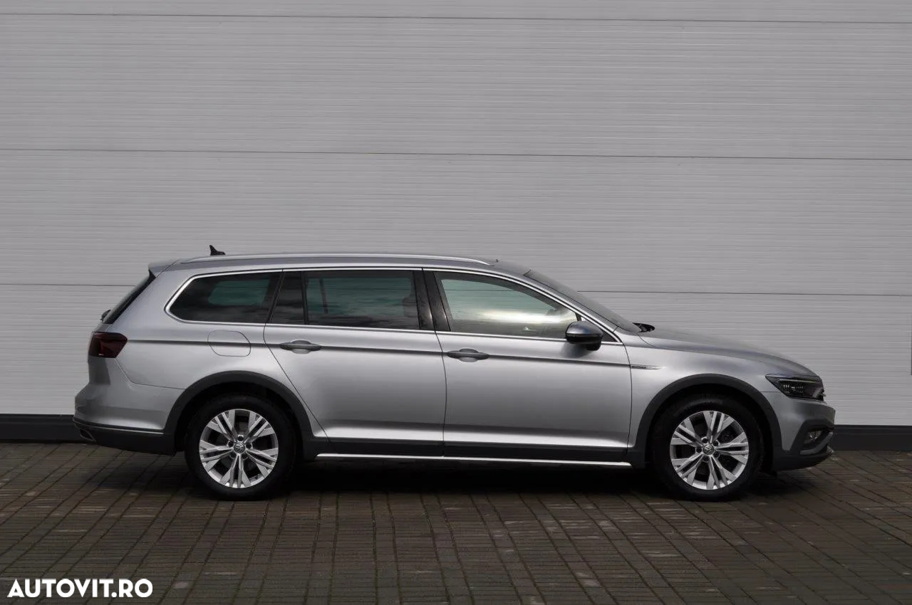 Volkswagen Passat Alltrack 2.0 TDI SCR 4Motion DSG - 10