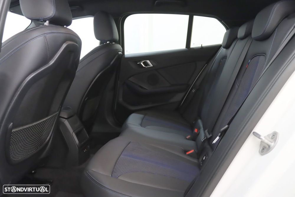 BMW 116 d Pack Desportivo M Auto - 5