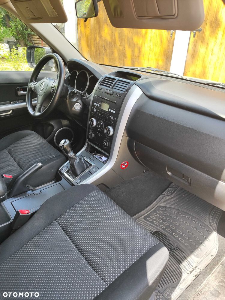 Suzuki Grand Vitara - 7