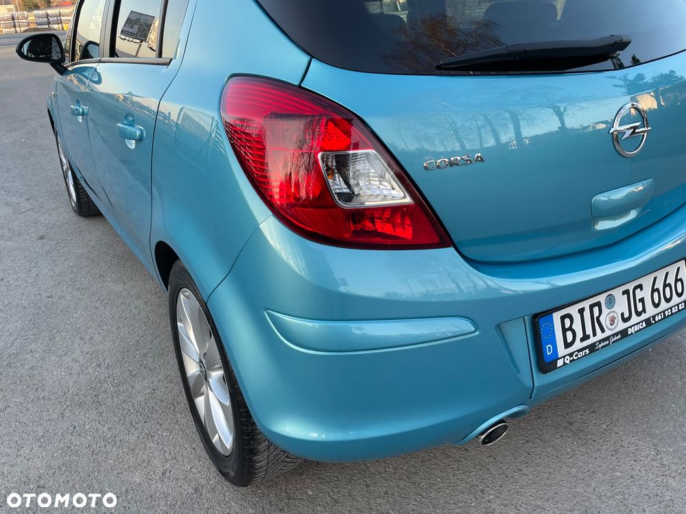 Opel Corsa 1.4 16V 150 Jahre - 32