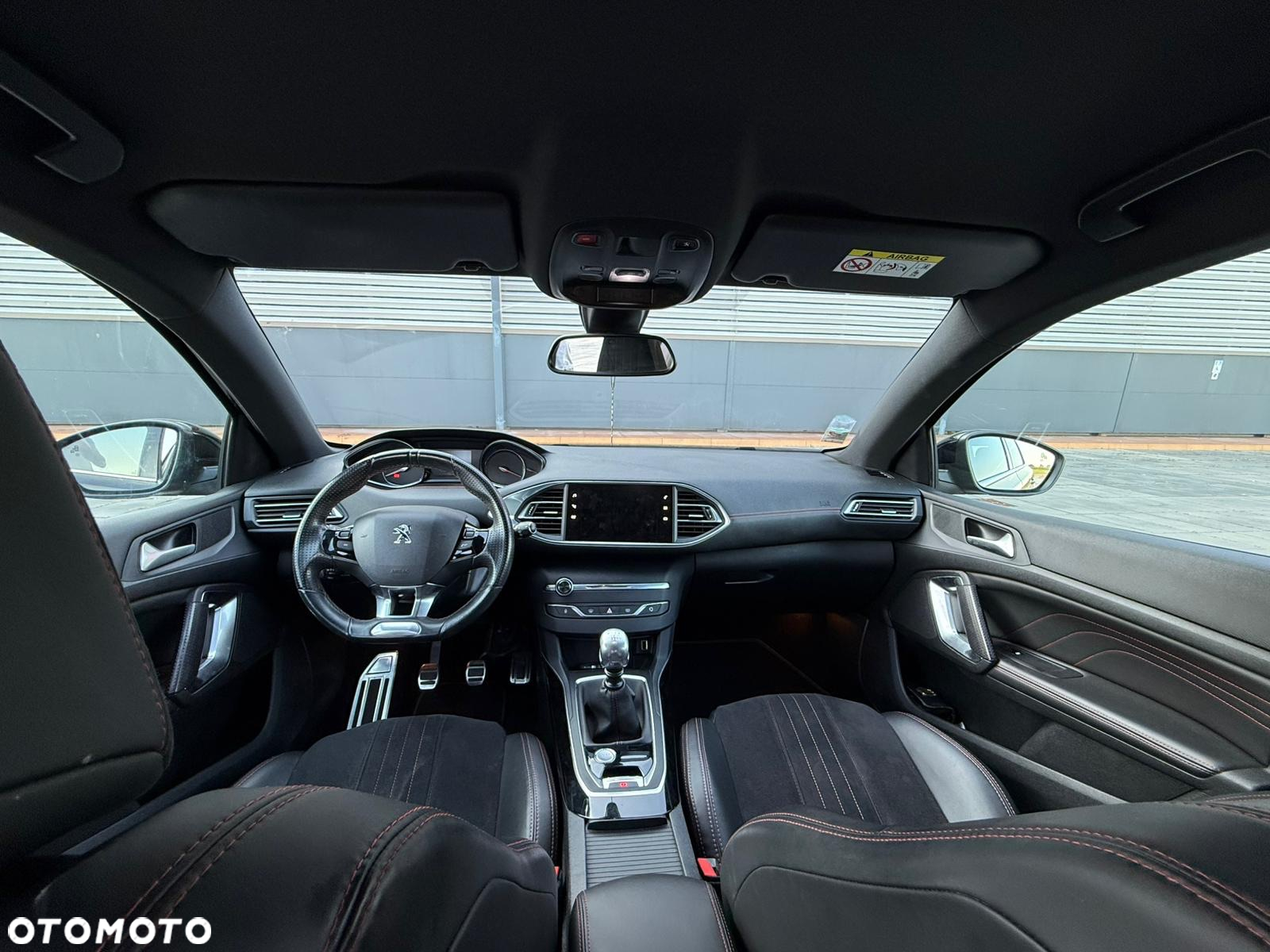 Peugeot 308 2.0 BlueHDi Allure S&S - 4