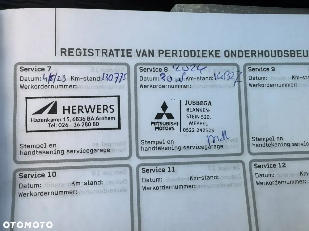 Mitsubishi Outlander 2.0 4WD Plus - 32