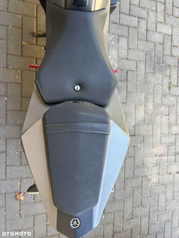 Yamaha YZF - 6