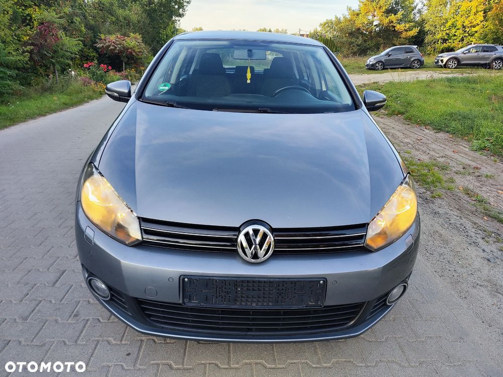 Volkswagen Golf - 2
