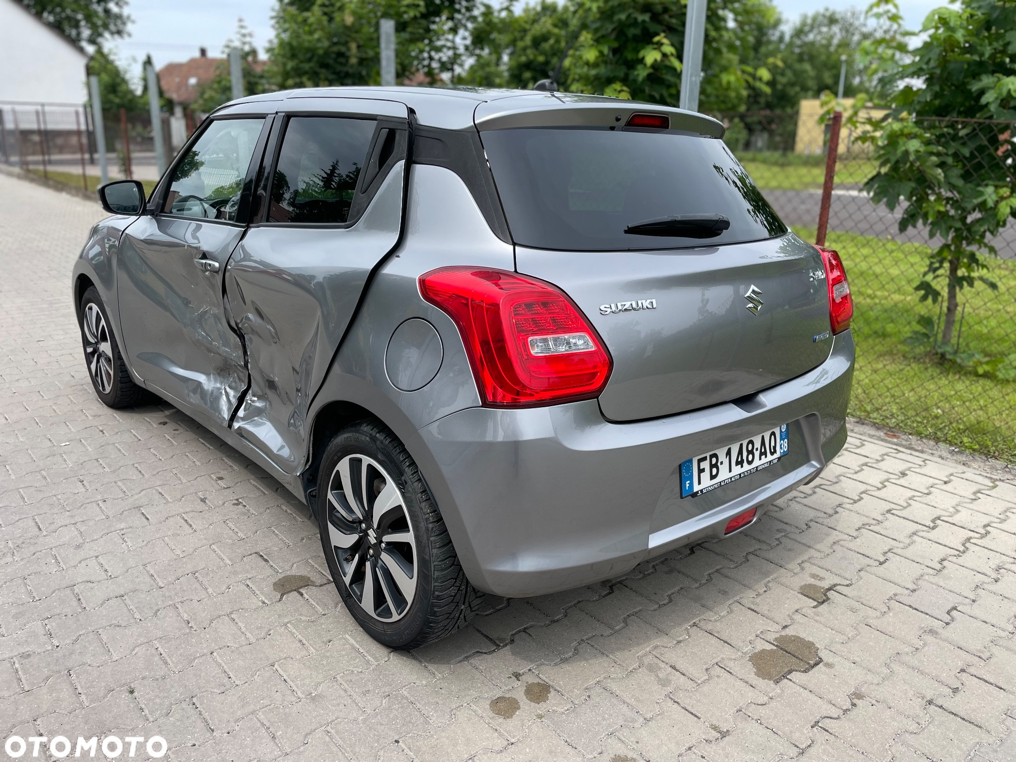 Suzuki Swift 1.2 Premium Plus - 5