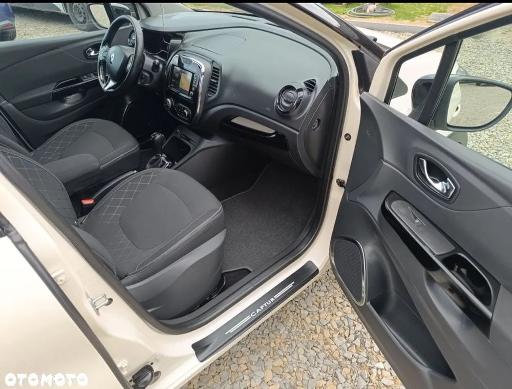 Renault Captur TCe 120 EDC Luxe - 29