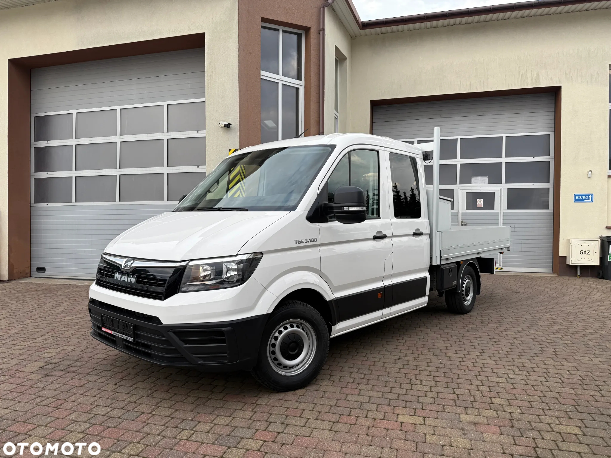 MAN TGE 3.180 HDS Doka Skrzyniowy - 38
