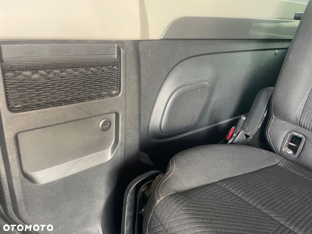 Renault Trafic Grand 2.0 dCi EDC - 37