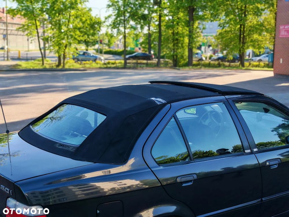 BMW Seria 3 320i - 13