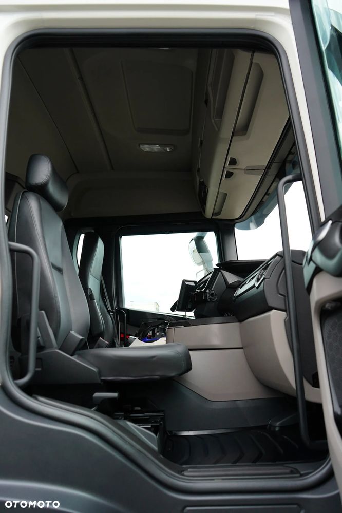 Scania G 410 / E 6 / 8 X 4 / HDS + HAKOWIEC / TRIDEM / CNG / RETARDER / FASSI F 215 - 10