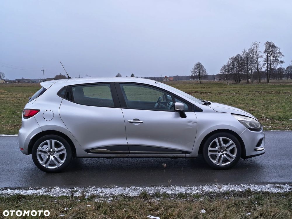 Renault Clio dCi 90 Dynamique - 6