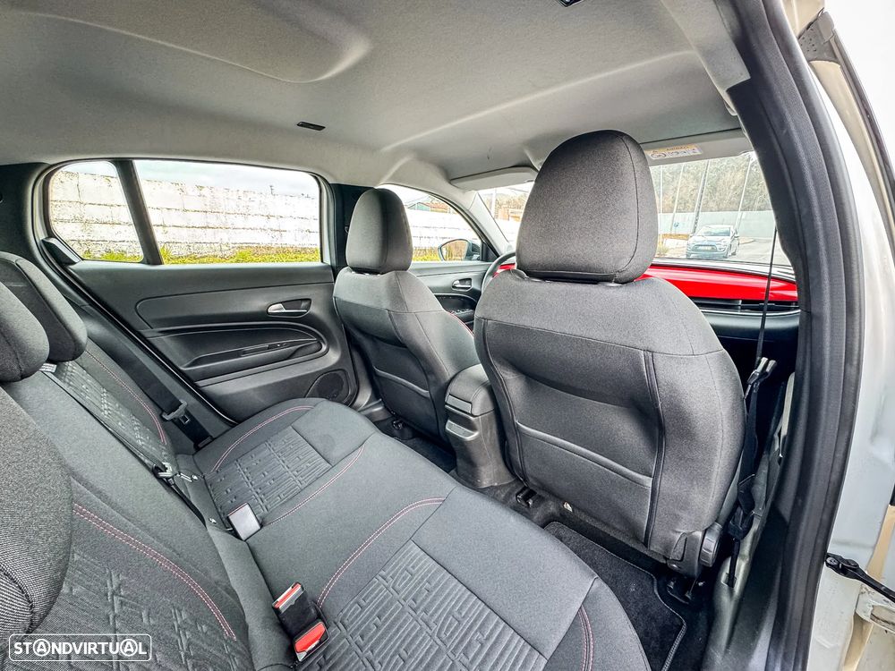 Fiat 600e 54 kWh (RED) - 21