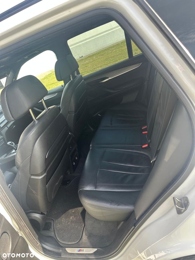 BMW X5 xDrive40d - 13