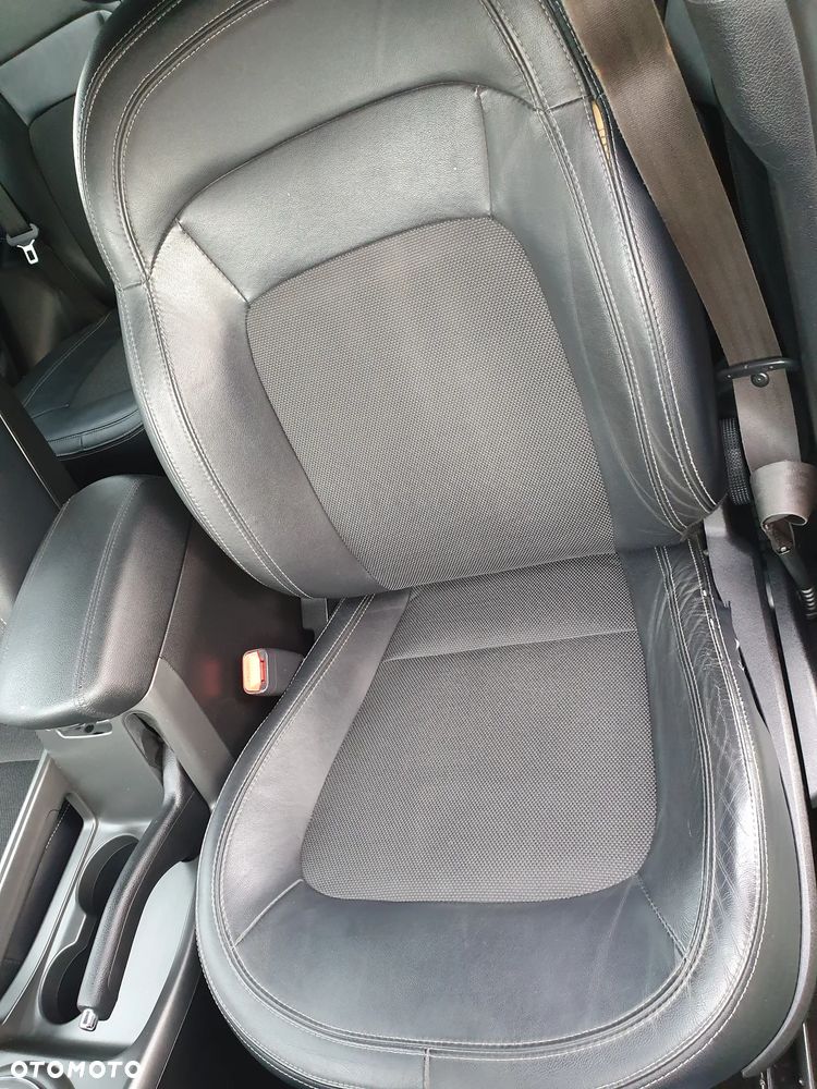 Kia Sportage 2.0 CRDI 4WD Automatik Dream-Team Edition - 18