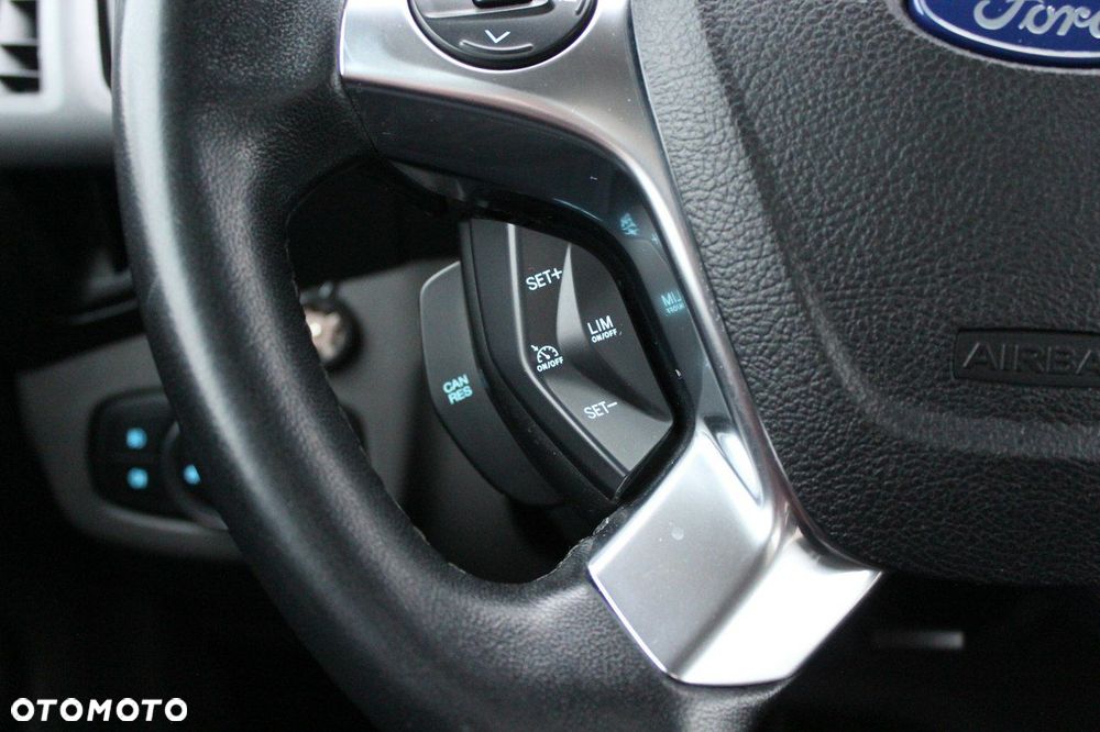 Ford Tourneo Connect - 18