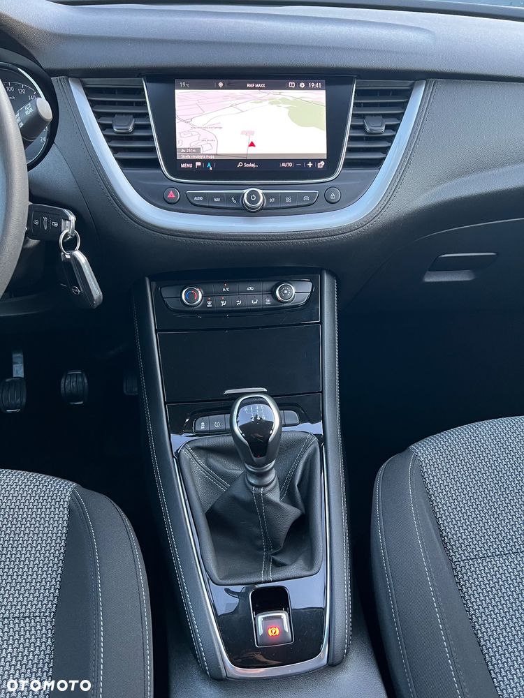 Opel Grandland X 1.2 Start/Stop Edition - 26